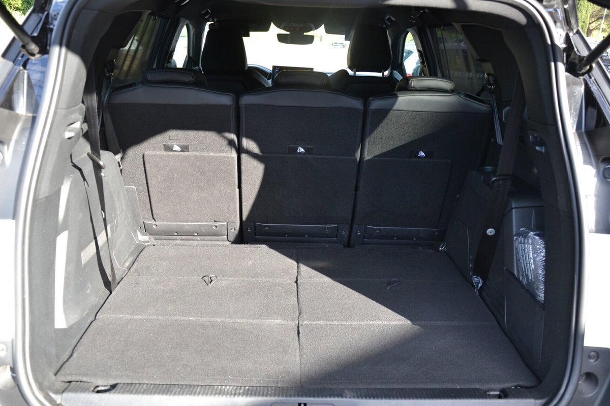 Peugeot 5008 BlueHDi 180 S&S EAT8 GT Pack (18)