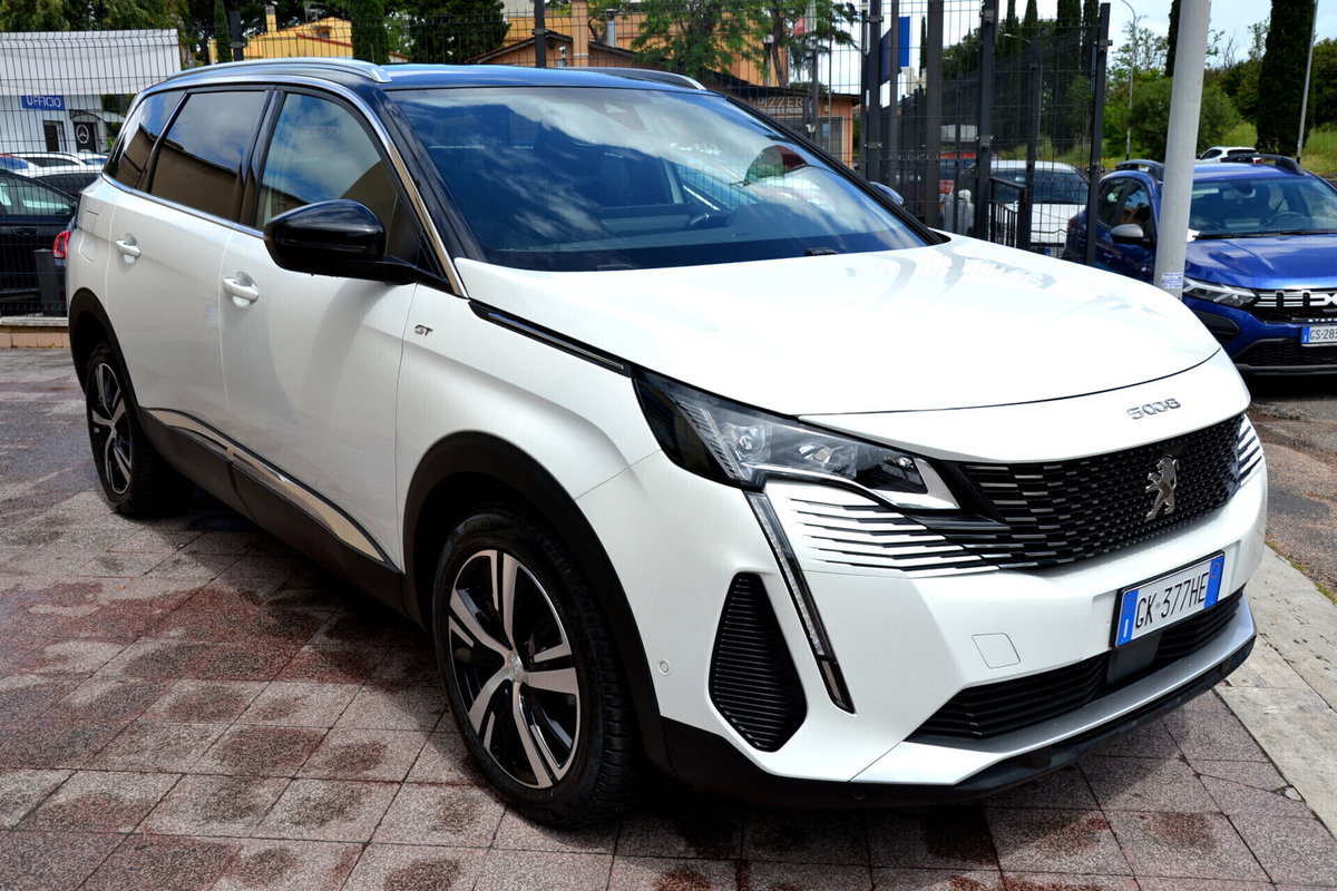 Peugeot 5008 BlueHDi 180 S&S EAT8 GT Pack (3)