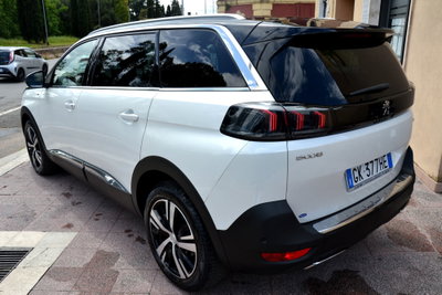 Peugeot 5008 BlueHDi 180 S&S EAT8 GT Pack (4)