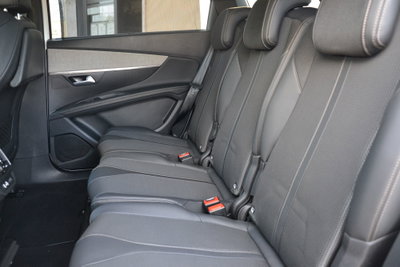 Peugeot 5008 BlueHDi 180 S&S EAT8 GT Pack (6)