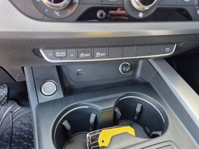 Audi A4 Avant 40 TDI quattro S tronic S line edition (15)
