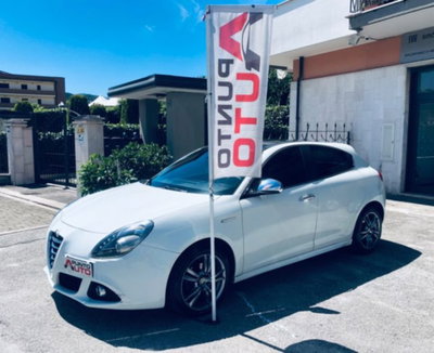 Alfa Romeo Giulietta 1.6 JTDm-2 Distinctive (19)