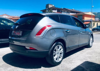 Lancia Delta 1.6 MJT DPF Silver (17)