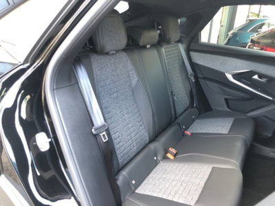 Peugeot 3008 1.2 hybrid Allure Business 145cv e-dcs6 (12)