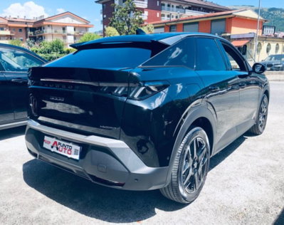 Peugeot 3008 1.2 hybrid Allure Business 145cv e-dcs6 (16)