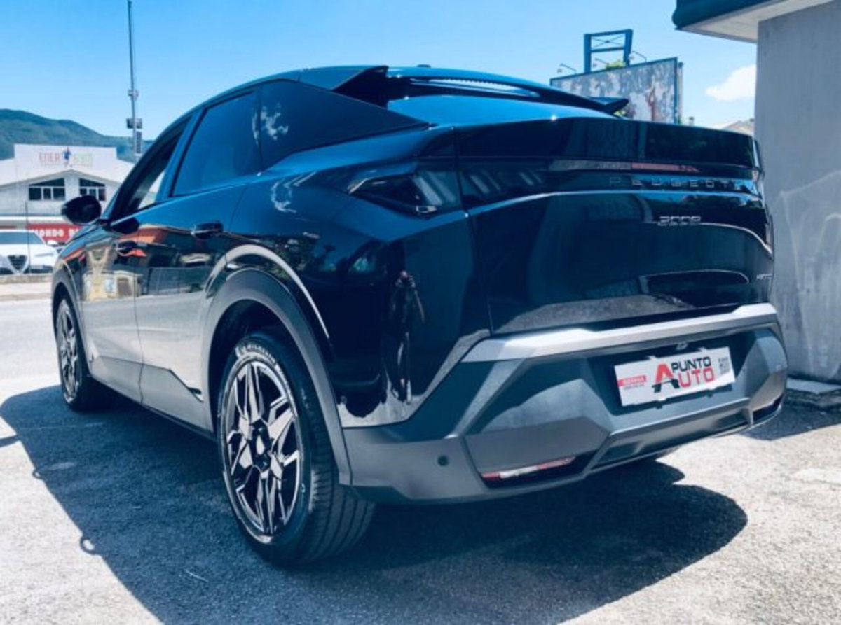 Peugeot 3008 1.2 hybrid Allure Business 145cv e-dcs6 (17)