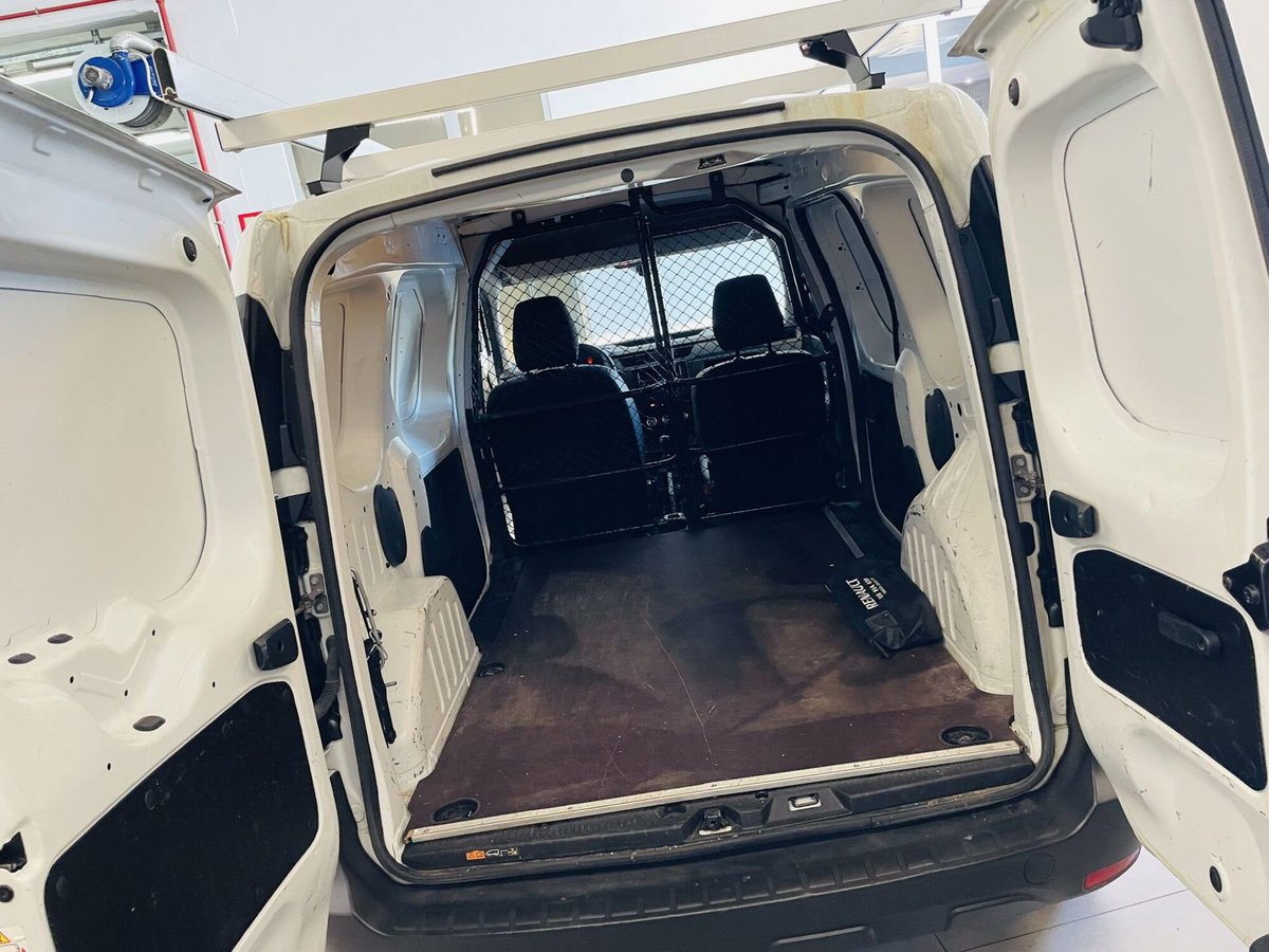 Renault Kangoo Blue dCi 95CV Express Furgone Ice (7)