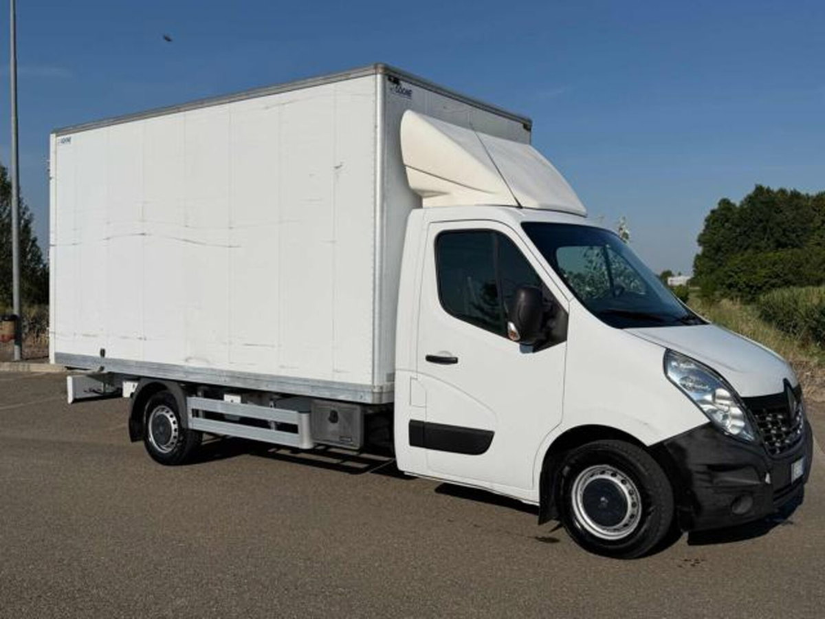 Renault Master FWD T35 2.0 blue dci 170cv L3 carro eag9 (17)