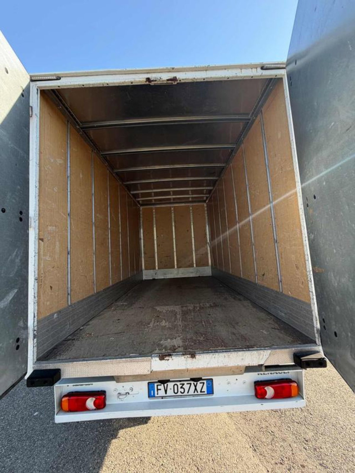 Renault Master FWD T35 2.0 blue dci 170cv L3 carro eag9 (3)
