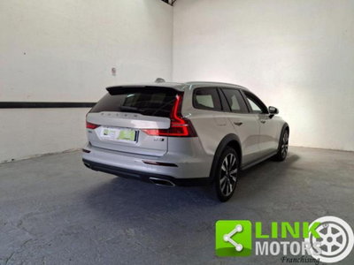 Volvo V60 Cross Country D4 Geartronic Business Plus (13)