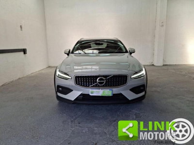 Volvo V60 Cross Country D4 Geartronic Business Plus (2)