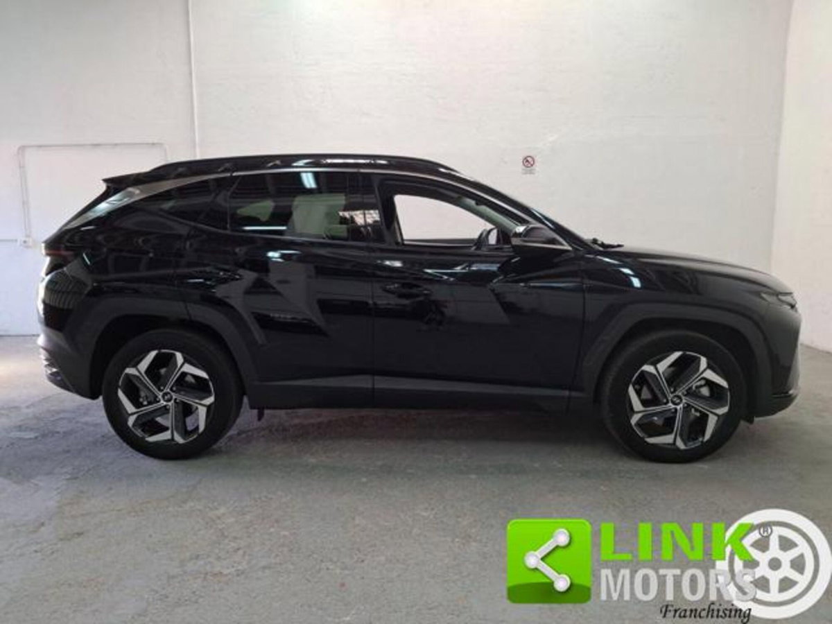 Hyundai Tucson 1.6 hev Exellence 4wd auto (14)