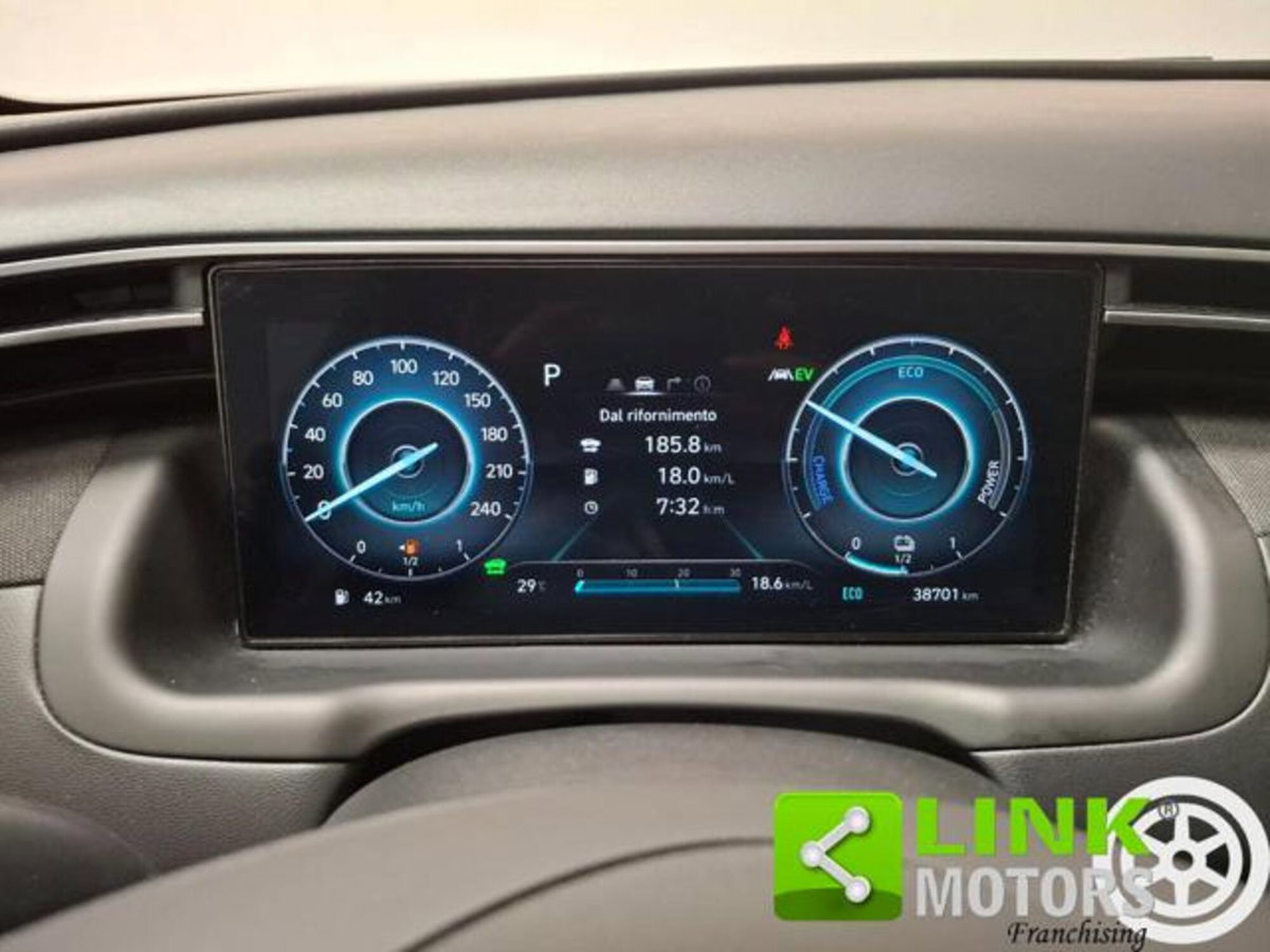 Hyundai Tucson 1.6 hev Exellence 4wd auto (7)