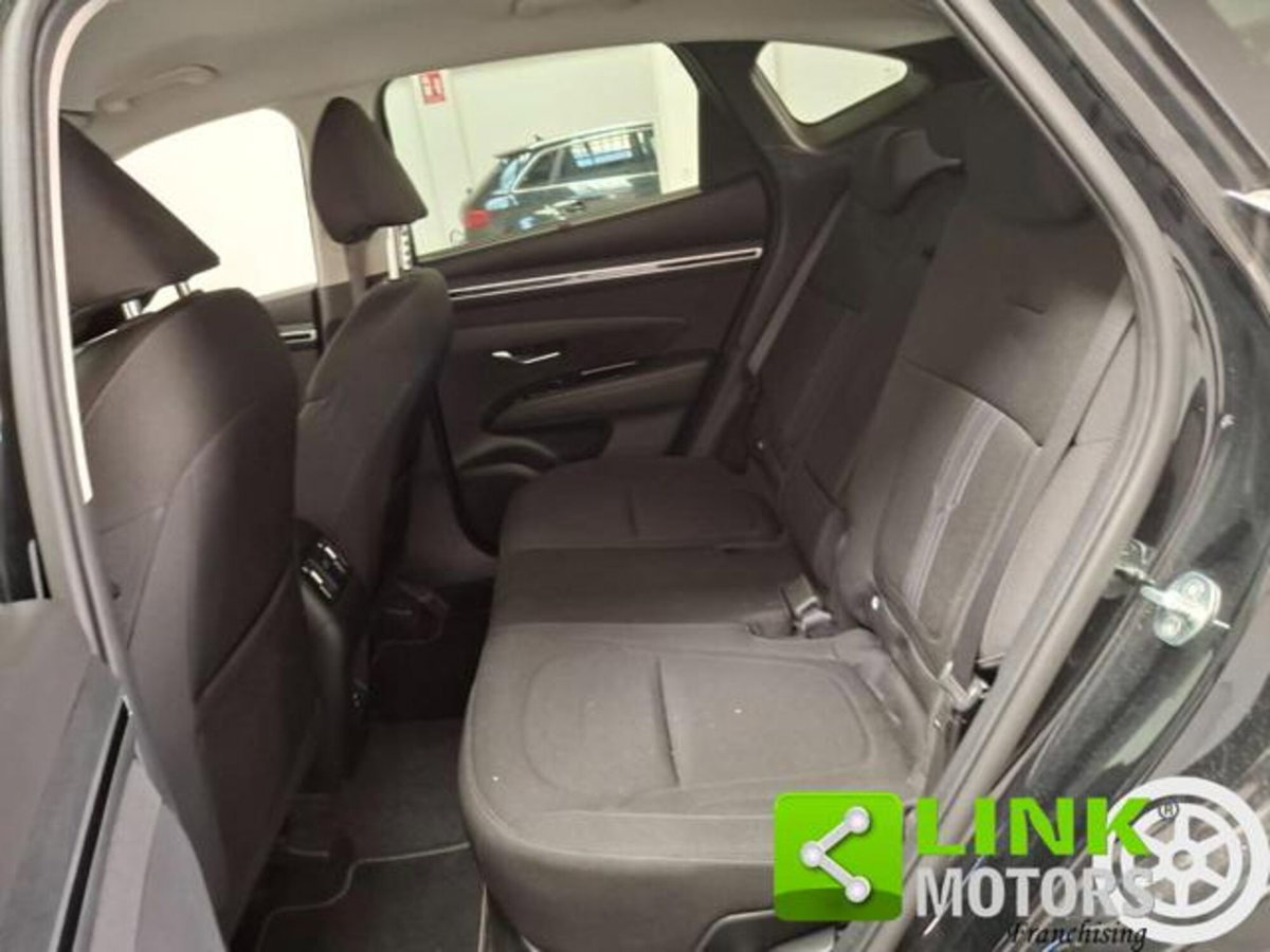 Hyundai Tucson 1.6 hev Exellence 4wd auto (9)