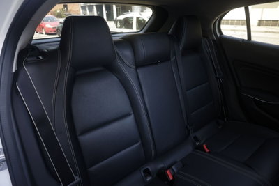 Mercedes-Benz GLA SUV 200 d Automatic Premium (14)