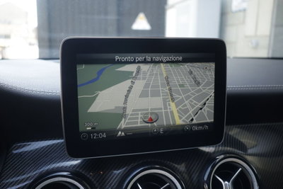 Mercedes-Benz GLA SUV 200 d Automatic Premium (7)
