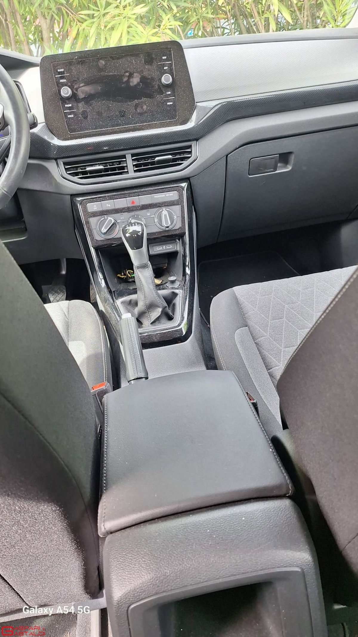 Volkswagen T-Cross 1.0 tsi Life 95cv (4)