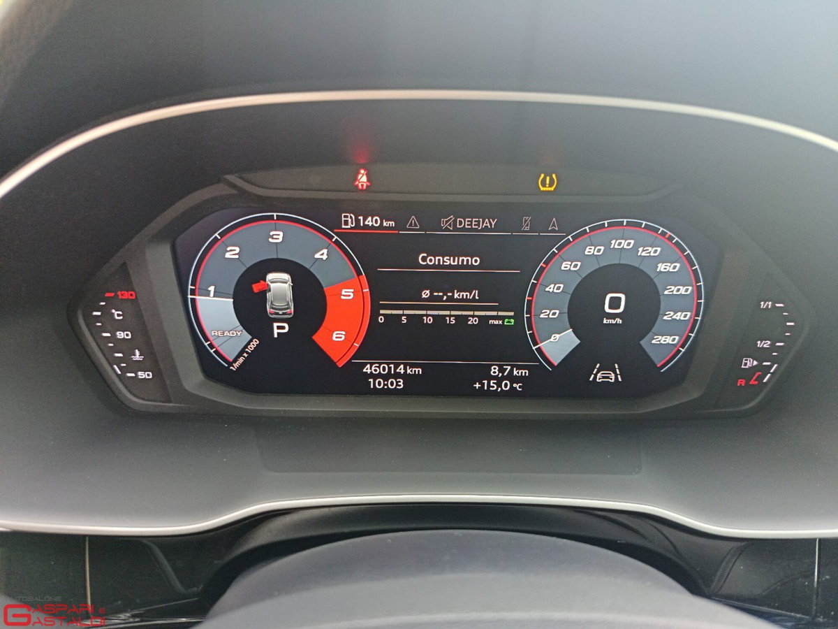 Audi Q3 35 TDI quattro S tronic Business (14)