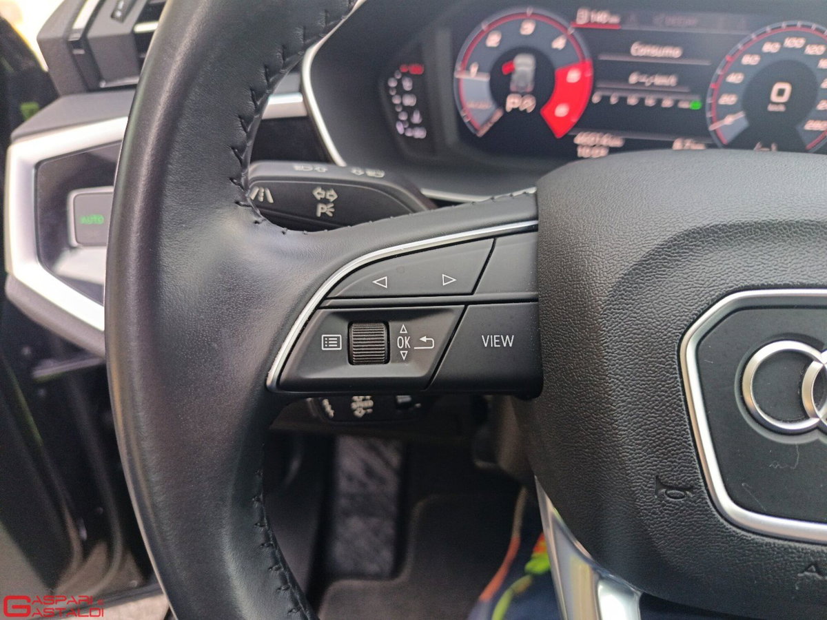 Audi Q3 35 TDI quattro S tronic Business (18)