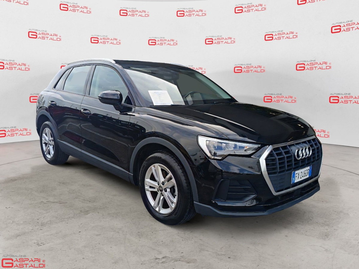 Audi Q3 35 TDI quattro S tronic Business (3)