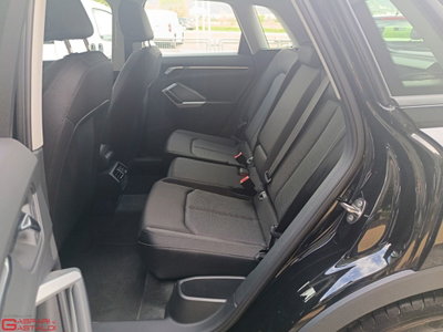 Audi Q3 35 TDI quattro S tronic Business (8)