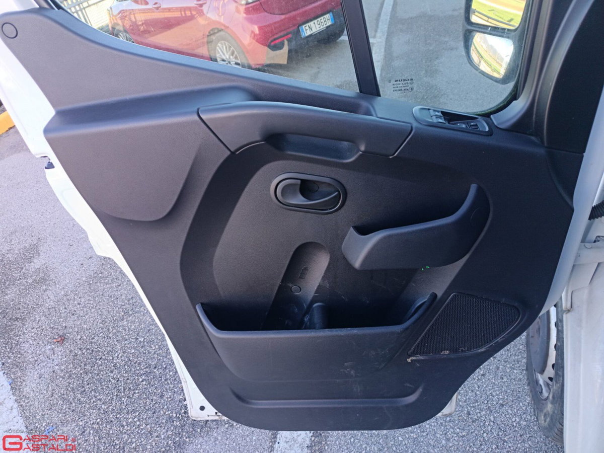 Renault Master Telaio T35 2.3 dCi 135 PL Cabinato Ice (9)