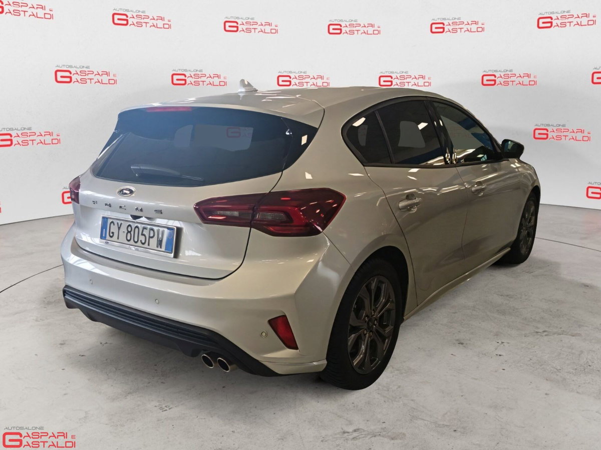 Ford Focus 1.5 EcoBlue 115 CV automatico 5p. ST-Line Style (3)
