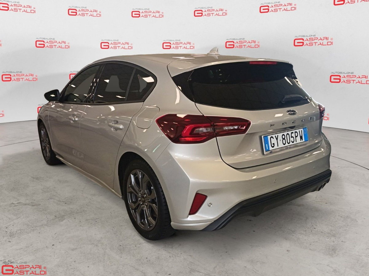 Ford Focus 1.5 EcoBlue 115 CV automatico 5p. ST-Line Style (4)
