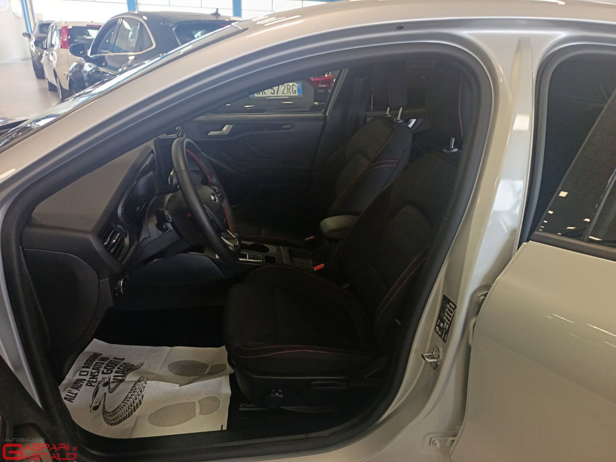 Ford Focus 1.5 EcoBlue 115 CV automatico 5p. ST-Line Style (8)