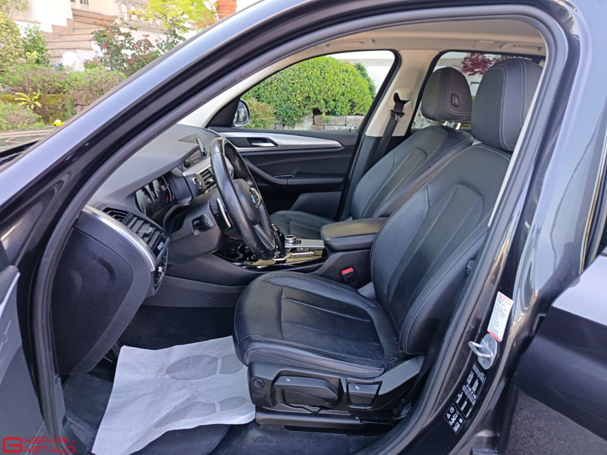 BMW X3 xDrive20d Business Advantage Aut. (8)