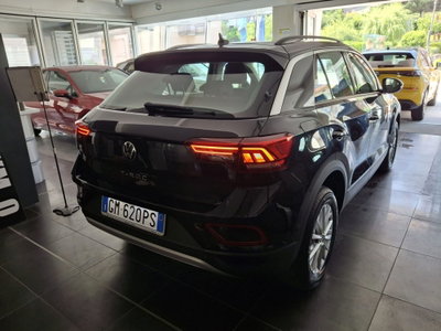 Volkswagen T-Roc 1.5 tsi R-Line (6)