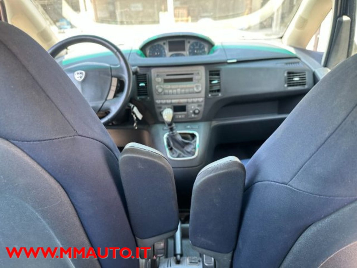 Lancia Musa 1.4 Argento Ecochic GPL (7)