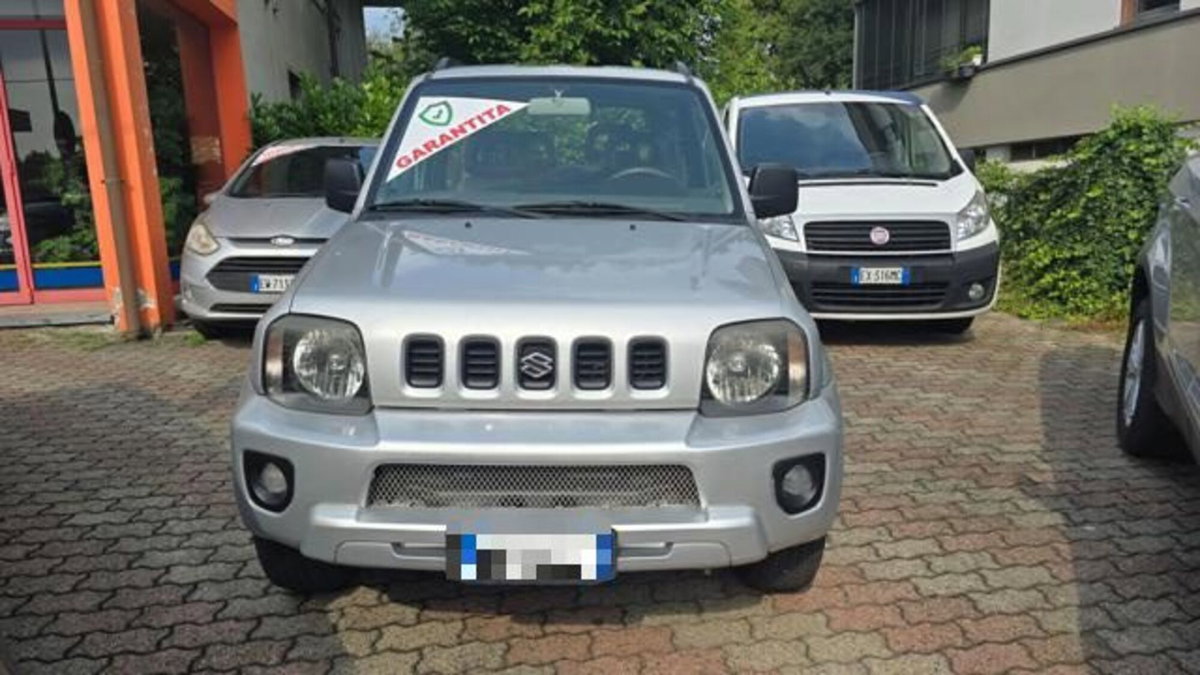 Suzuki Jimny 1.3i 16V cat 4WD JLX (2)