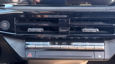 Renault Clio 1.8 full hybrid Techno 160cv auto (13)