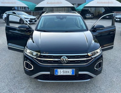 Volkswagen T-Roc 1.0 tsi Style 115cv (9)