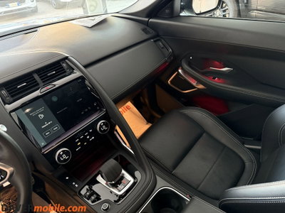 Jaguar E-Pace 2.0d i4 mhev R-Dynamic SE awd 163cv auto (12)