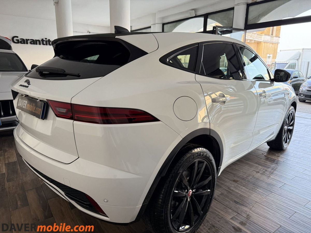 Jaguar E-Pace 2.0d i4 mhev R-Dynamic SE awd 163cv auto (6)