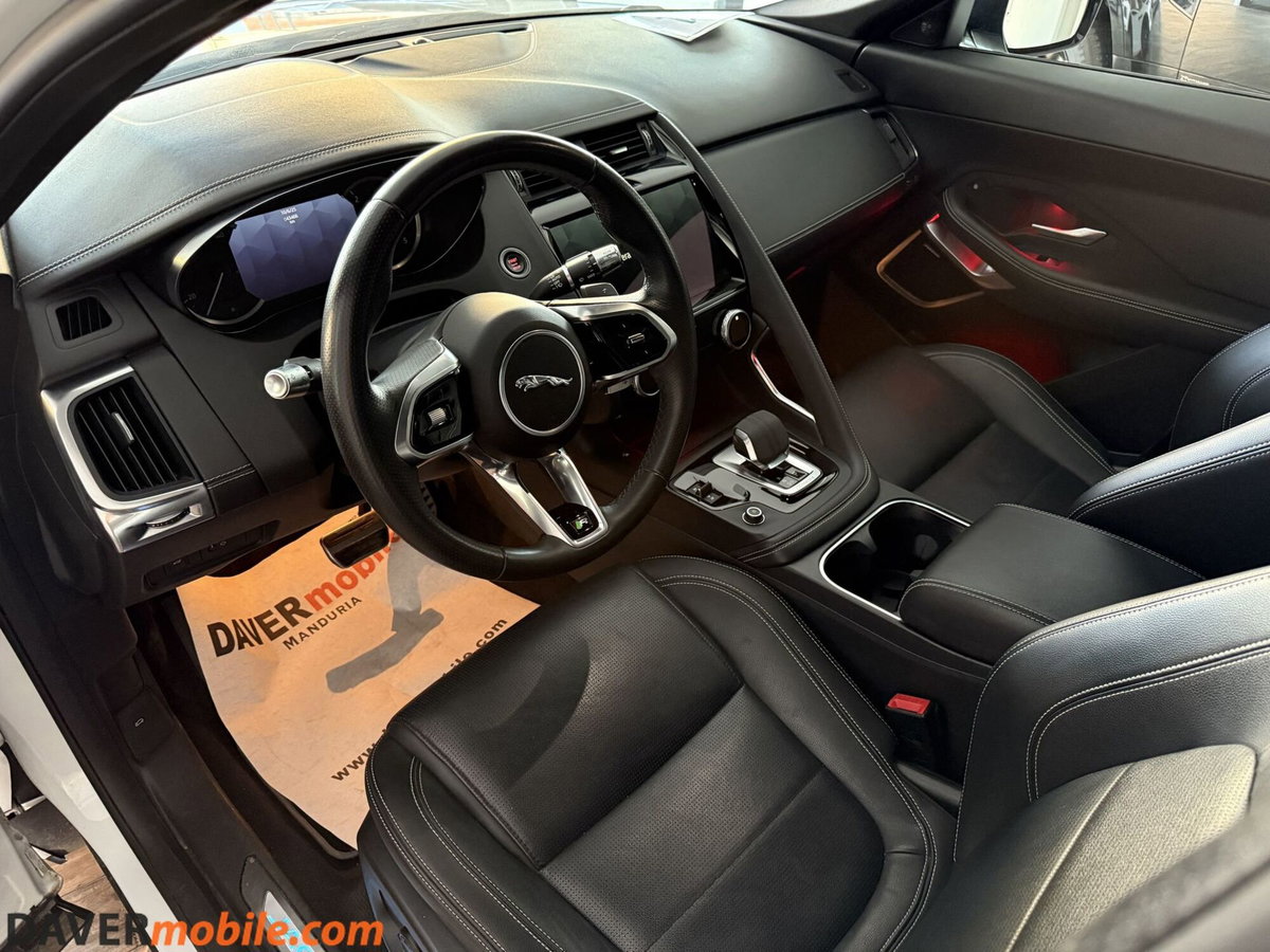 Jaguar E-Pace 2.0d i4 mhev R-Dynamic SE awd 163cv auto (7)