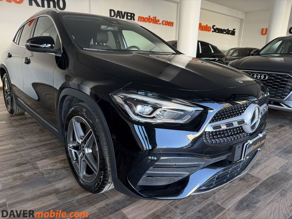 Mercedes-Benz GLA SUV 180 d AMG Line Premium Plus auto