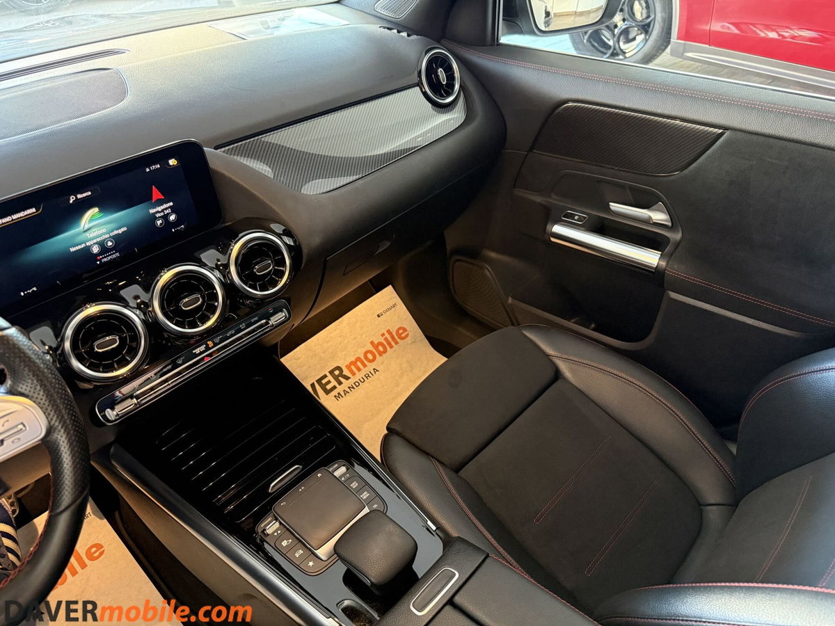 Mercedes-Benz GLA SUV 180 d AMG Line Premium Plus auto (14)