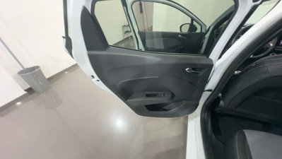 Renault Clio 1.0 eco-g Techno 100cv (17)