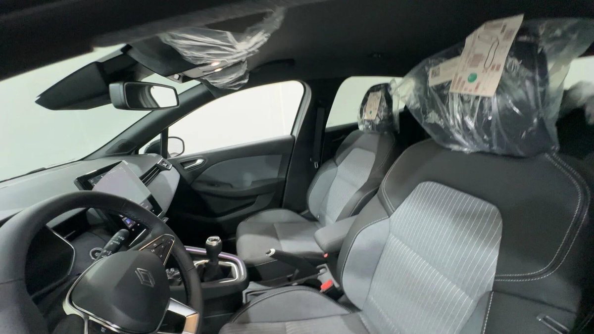 Renault Clio 1.0 eco-g Techno 100cv (12)