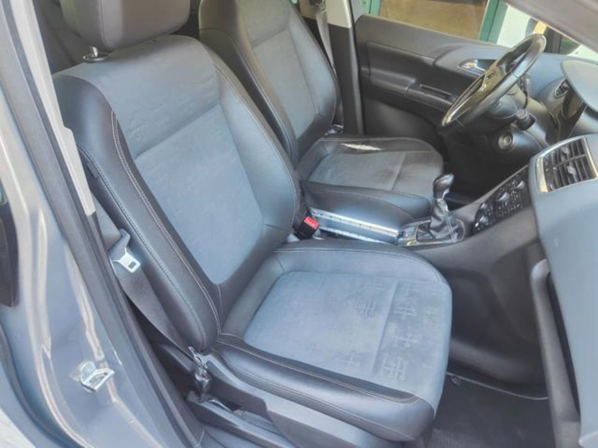 Opel Meriva 1.4 Turbo 120CV Elective (10)