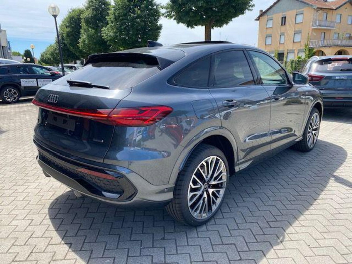Audi Q5 Sportback 40 2.0 tdi mhev 12V S line Plus quattro s-tronic (5)