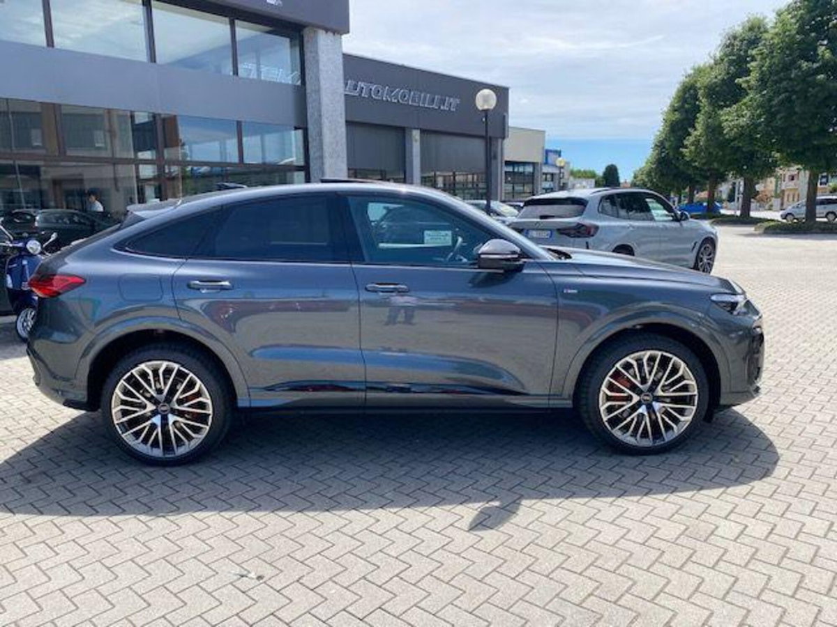 Audi Q5 Sportback 40 2.0 tdi mhev 12V S line Plus quattro s-tronic (6)