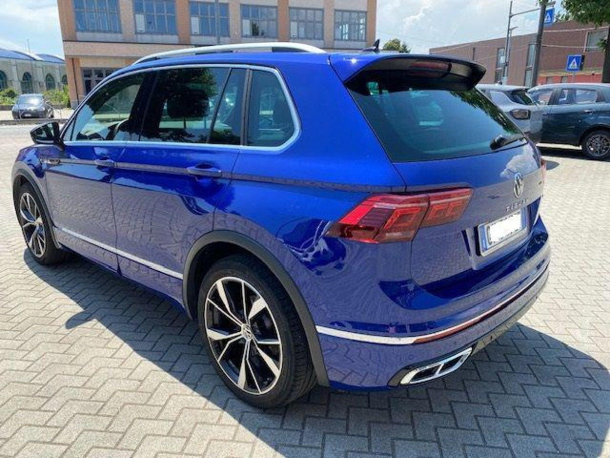 Volkswagen Tiguan Allspace 2.0 TDI 200 CV SCR DSG 4MOTION R-Line (3)