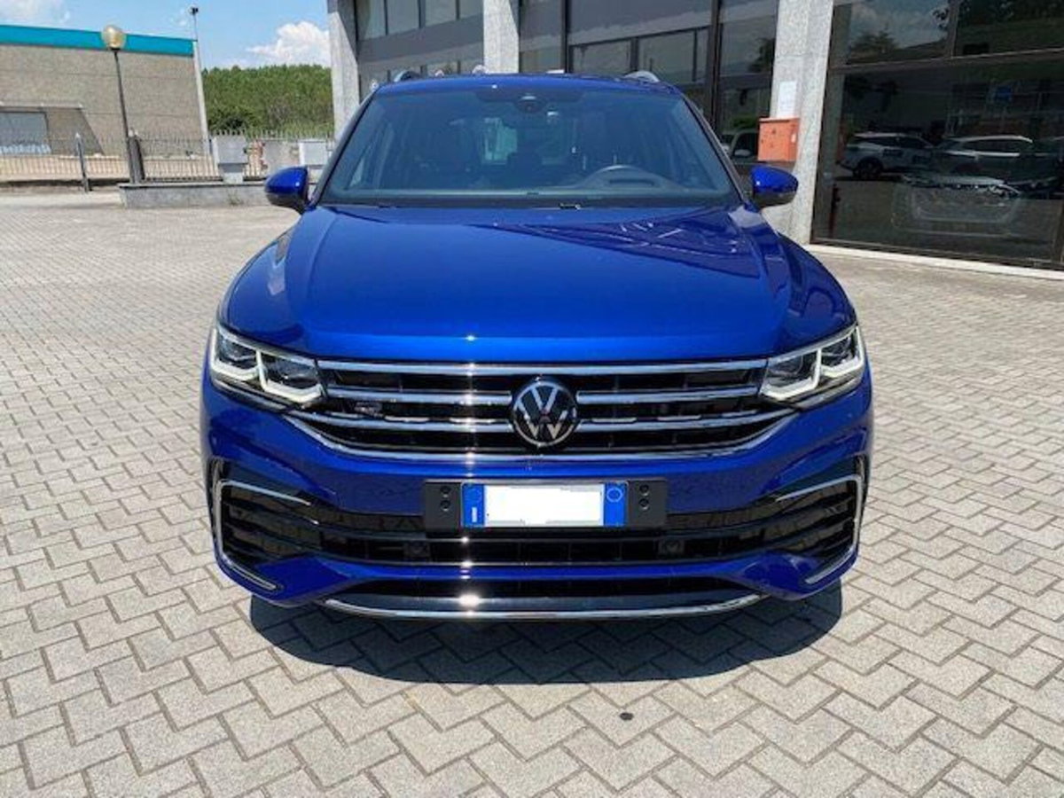 Volkswagen Tiguan Allspace 2.0 TDI 200 CV SCR DSG 4MOTION R-Line (8)