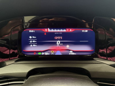 Volkswagen Golf 2.0 TSI GTI DSG (5)