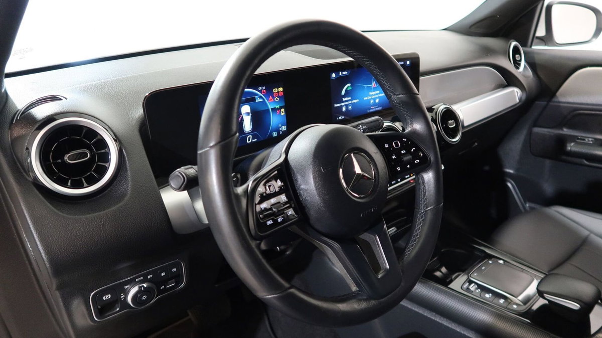 Mercedes-Benz GLB 180 d Business Extra auto 7p.ti (4)