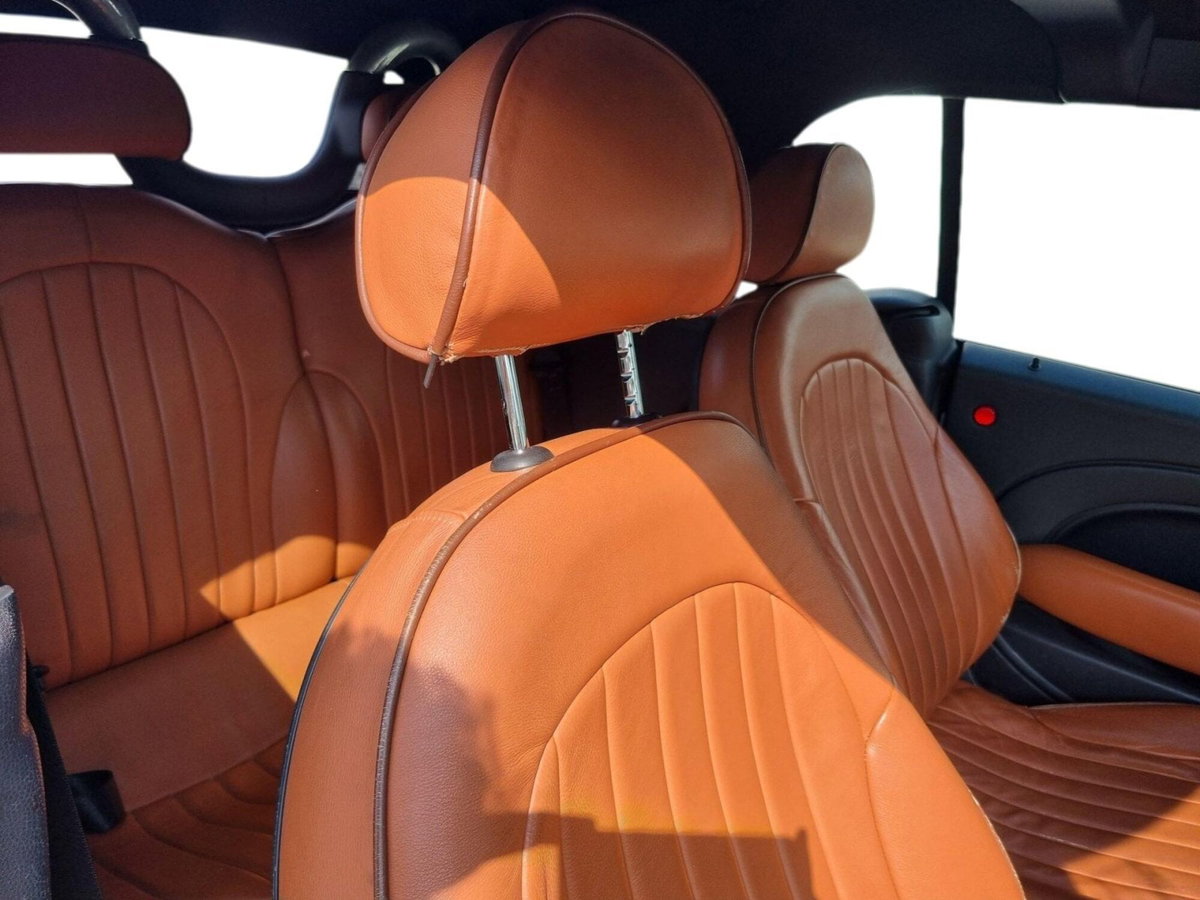 MINI Mini Cabrio 1.6 16V One Sidewalk Cabrio (15)